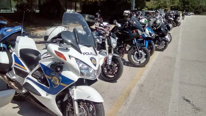 Policija mup motor split 1