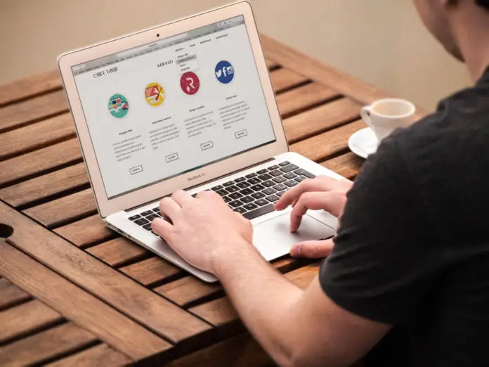 Laptop internet web