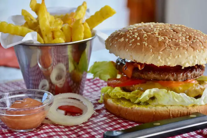 Hrana hamburger pommes frites restoran fast food