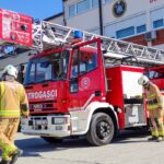 Požar na Gripama: Gori krov male dvorane, vatrogasci na terenu