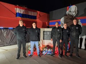 Torcida Pujanke obilježila 12. obljetnicu postavljanja spomen-ploče hrvatskim braniteljima